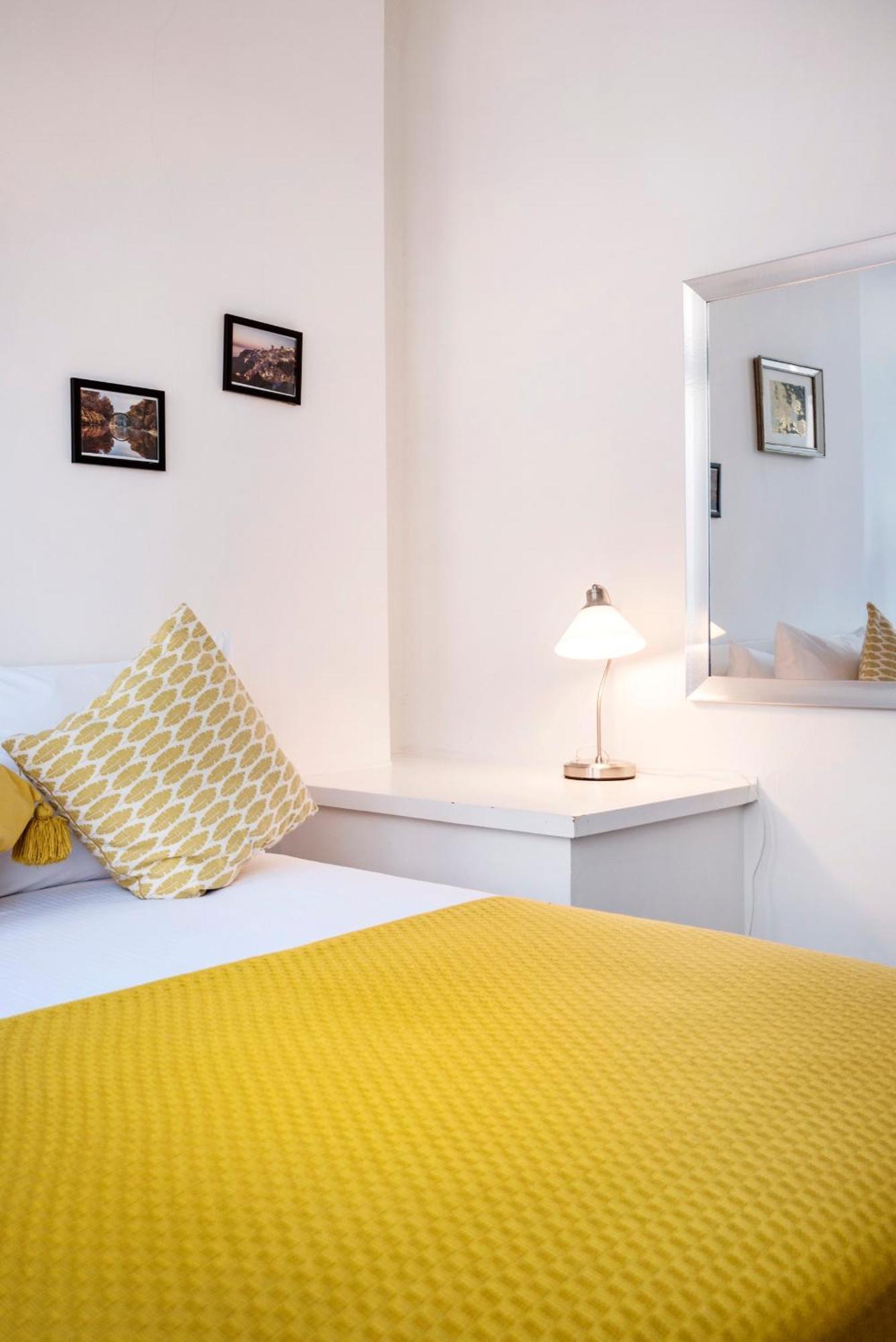 Apartments Are Located In The Heart Of Shoreditch 런던 외부 사진